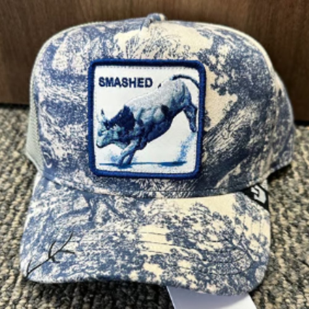 Goorin Trucker Snapback Hat Cap Smashed Ox Bull Break Out The Fine China 55.0